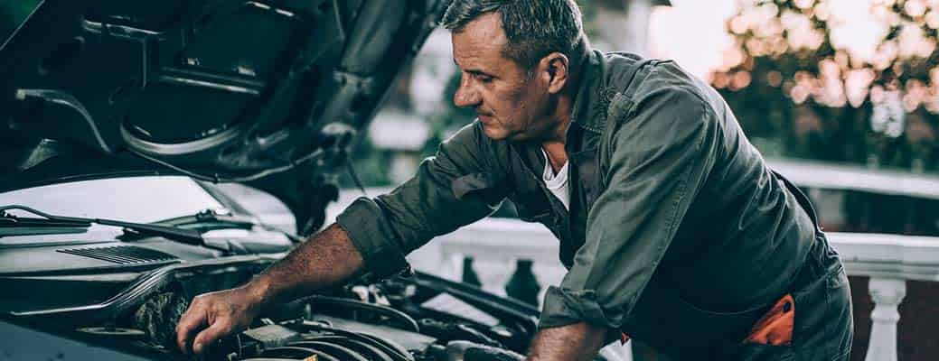 4 Automotive Repair Podcasts to Tune Into This Year