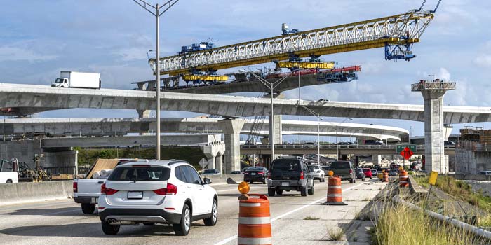 Top Tips for Navigating Construction Zones Top Tips for Navigating Construction Zones thumbnail