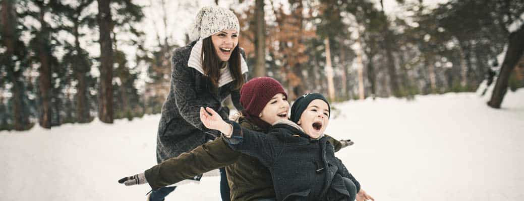 5 Snow Safety Tips for the Whole Family