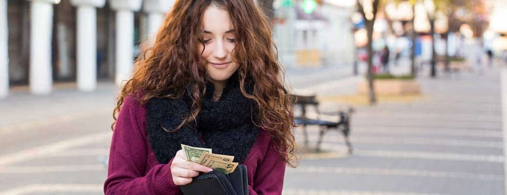 4 Lessons to Teach Teens About Financial Responsibility  header image